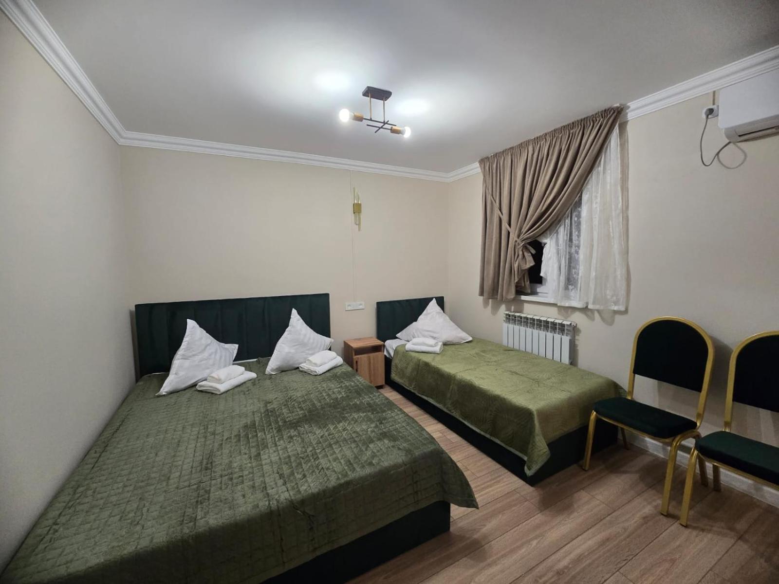 Golden Time Hotel Алма Ата Екстериор снимка