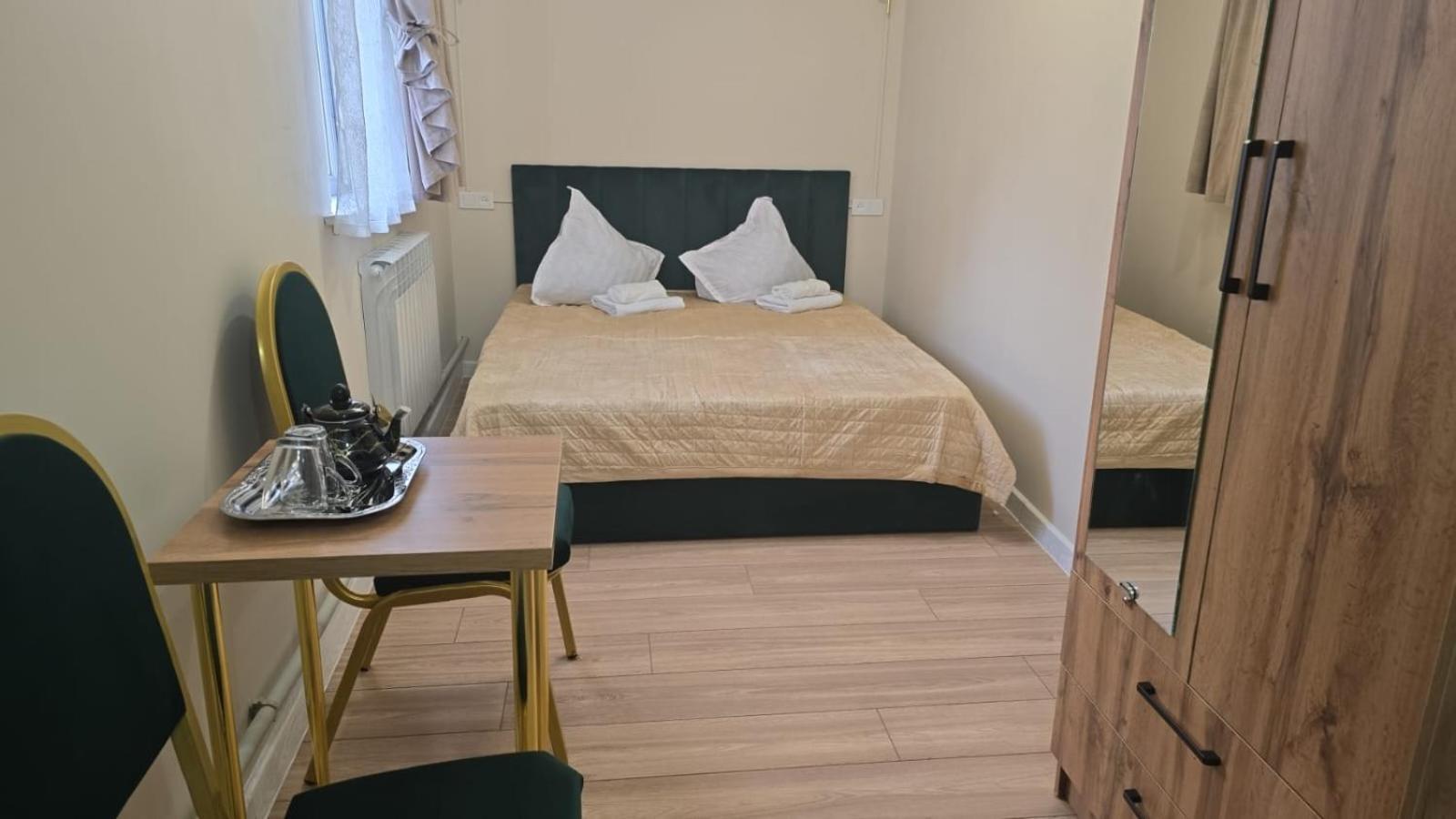 Golden Time Hotel Алма Ата Екстериор снимка