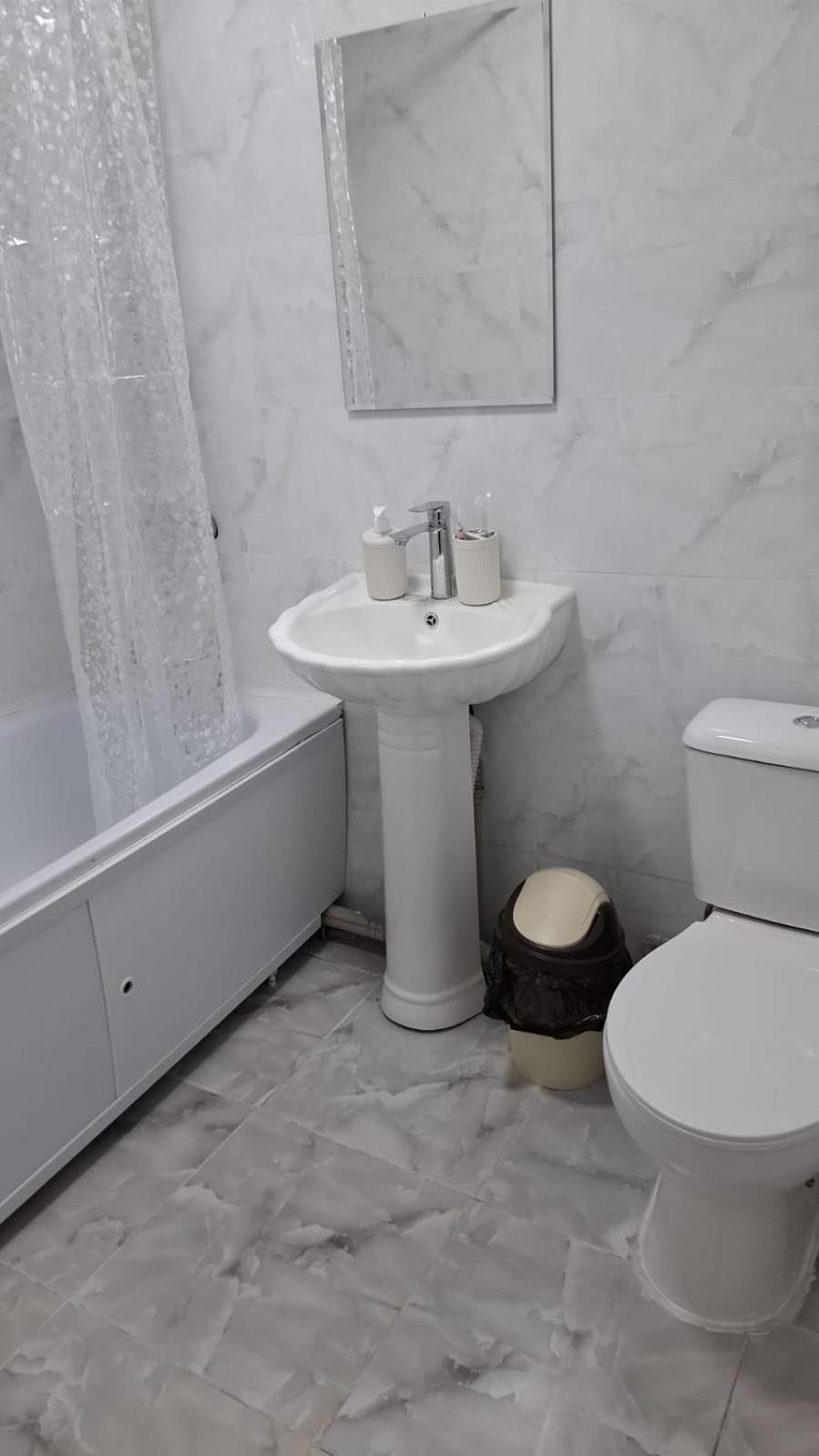 Golden Time Hotel Алма Ата Екстериор снимка